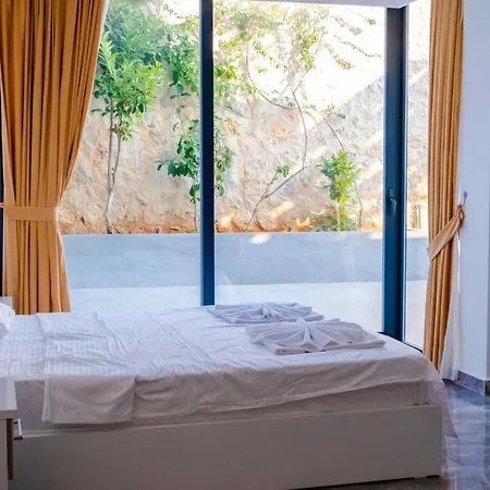 וילה Waterfall 2 *